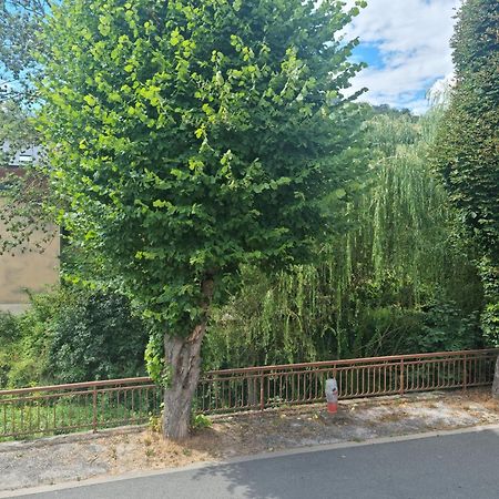 Au Pont De La Gineze Bed & Breakfast Barjac  Bagian luar foto