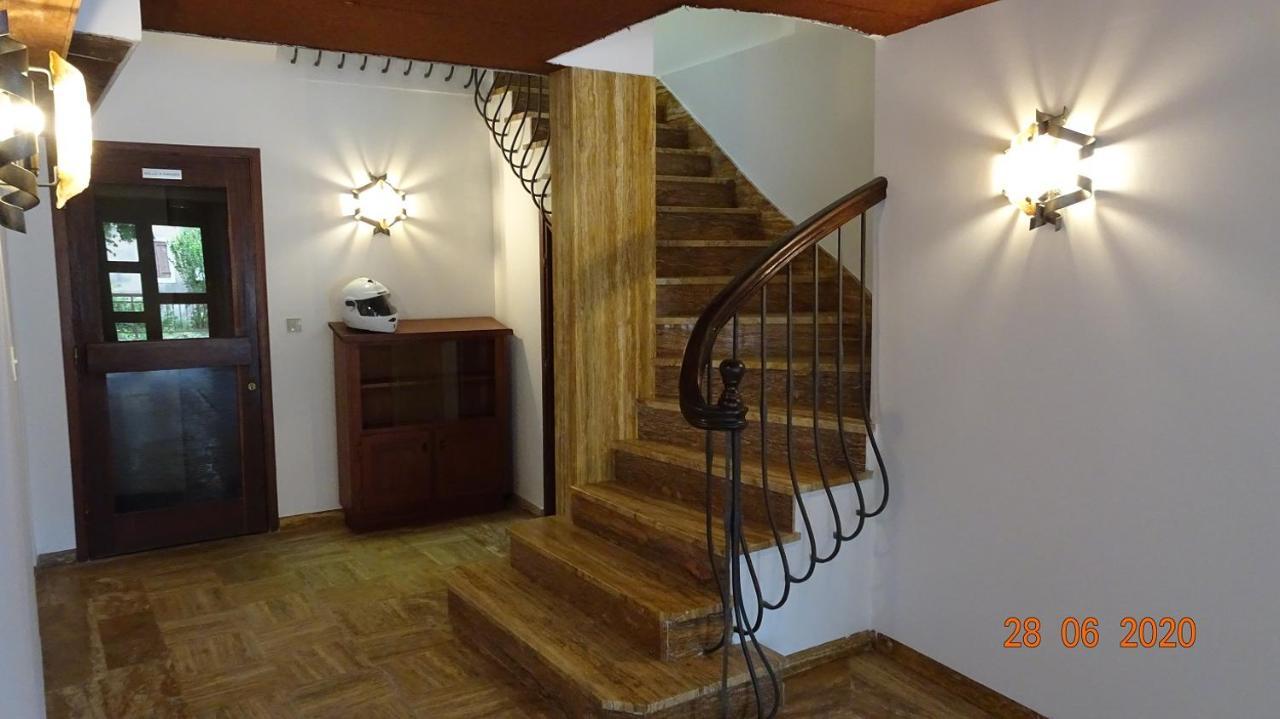 Au Pont De La Gineze Bed & Breakfast Barjac  Bagian luar foto