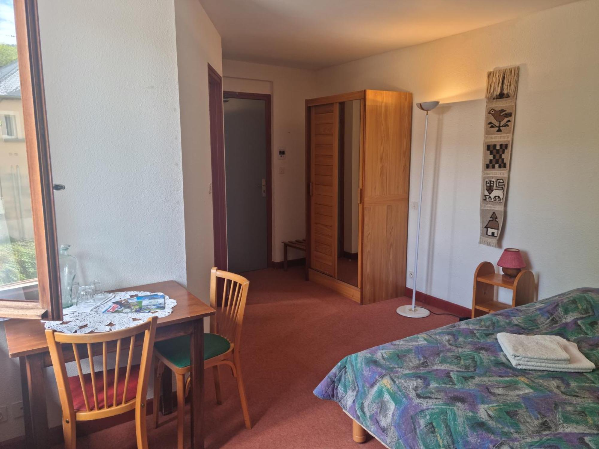 Au Pont De La Gineze Bed & Breakfast Barjac  Bagian luar foto