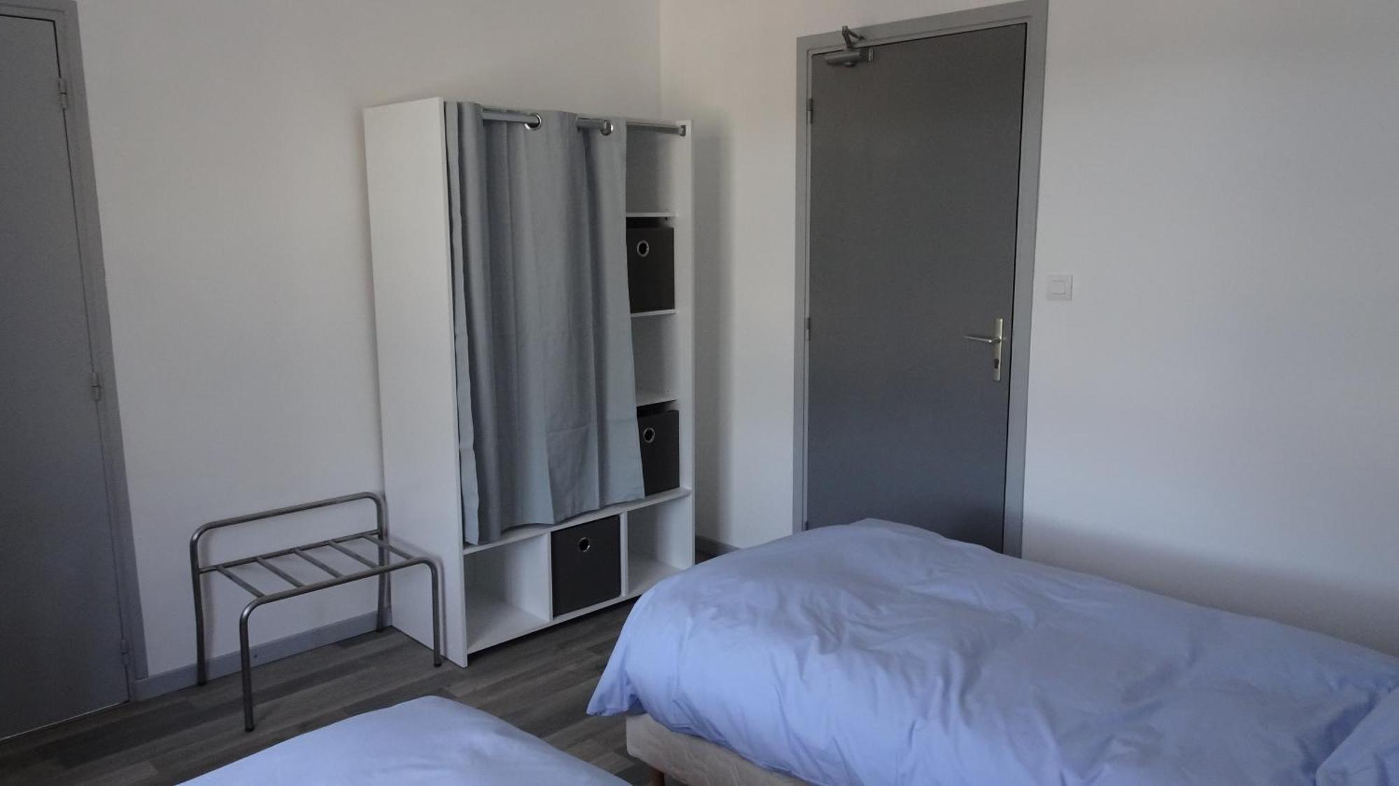 Au Pont De La Gineze Bed & Breakfast Barjac  Bagian luar foto
