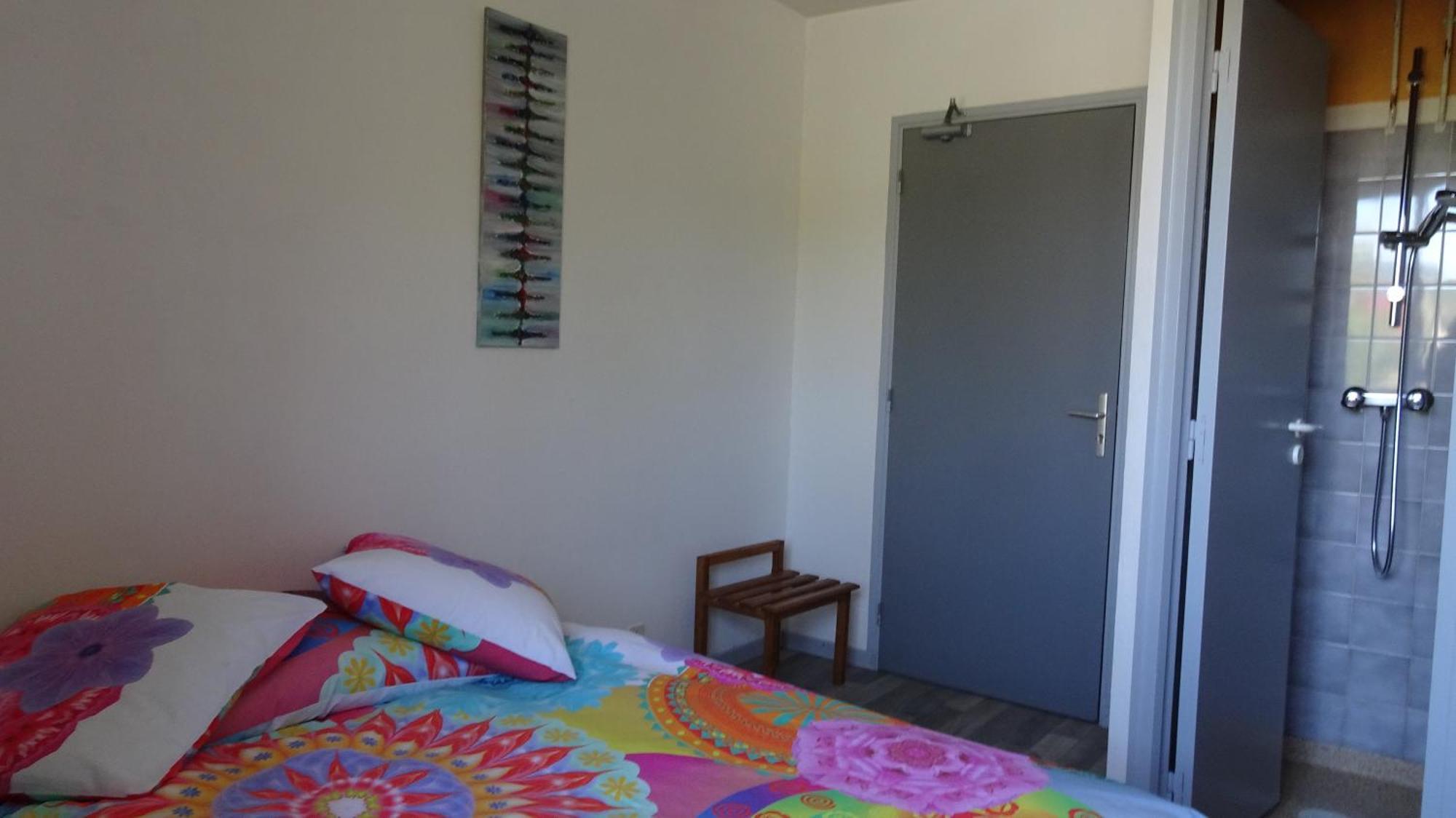Au Pont De La Gineze Bed & Breakfast Barjac  Bagian luar foto